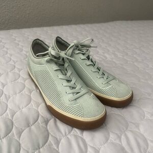 Rothy's The Lace Up sneakers in Spearmint